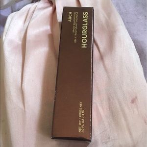 Hourglass Arch Brow Gel in Clear
